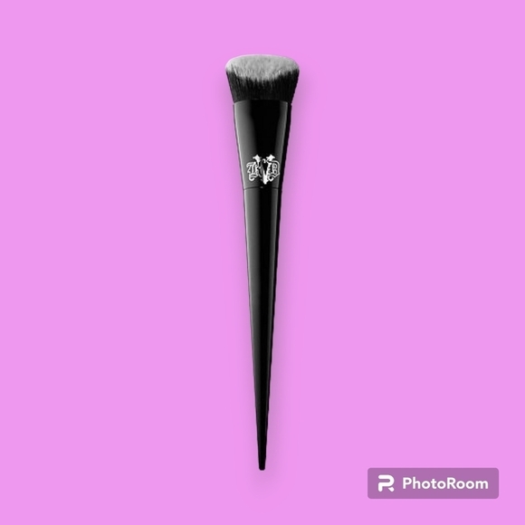 KVD Beauty Lock-It Edge Foundation Brush #10 - Picture 1 of 5